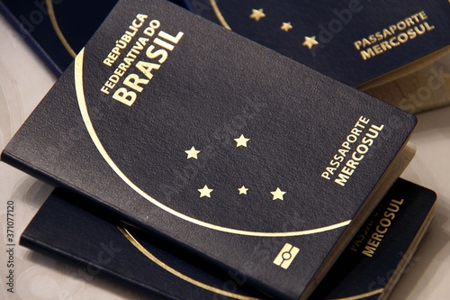 Mercosur passport issued by the Federative Republic of Brazil photo