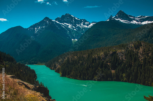 Snow Mountains PNW