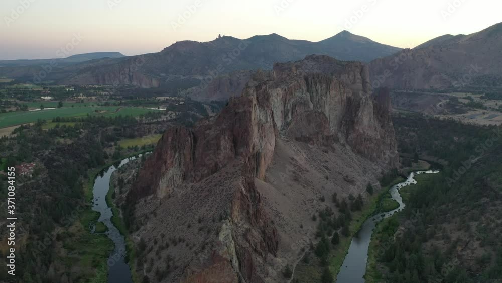 landscape, desert, rock, canyon, mountain, nature, sky, travel, mountains, red, stone, view, park, usa, cliff, hill, blue, rocks, tourism, beauty, national, scenic, valley, aerial, drone, bend, oregon landscape, desert, rock, canyon, mountain, nature, sky, travel, mountains, red, stone, view, park, usa, cliff, hill, blue, rocks, tourism, beauty, national, scenic, valley, aerial, drone, bend, oregon