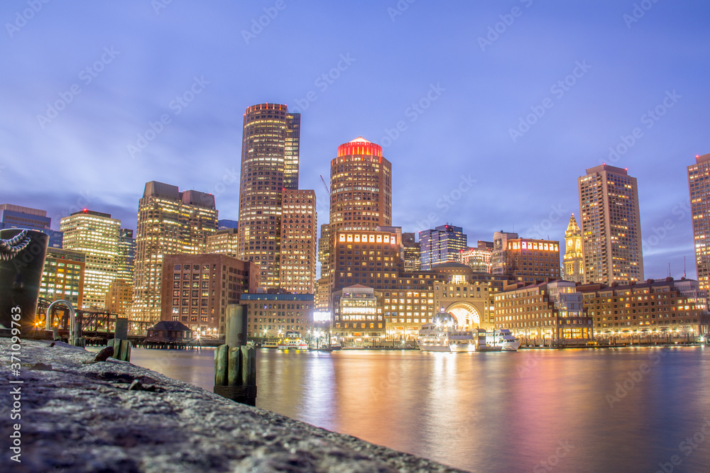 Obraz premium Boston Skyline in the Evening