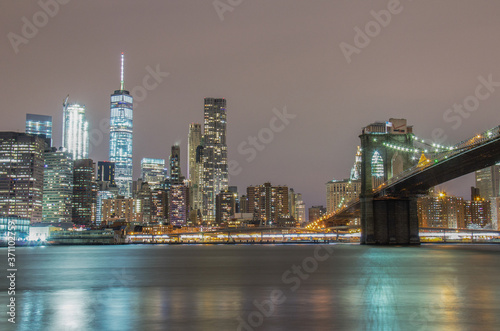 New York City at Night © Hanyun