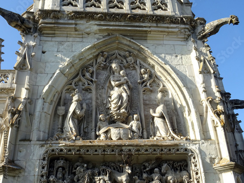 Tympan de la chapelle St Hubert du château d'Amboise