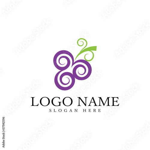 Grapes logo template vector icon illustration