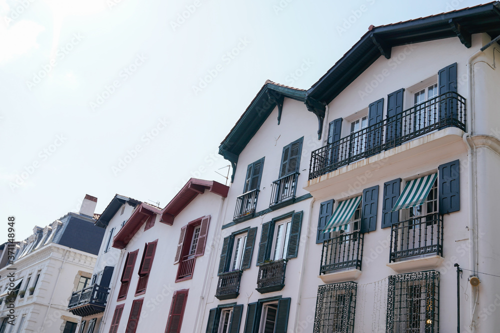 Naklejka premium Traditional ancient house in Bayonne bask city in french Basque country