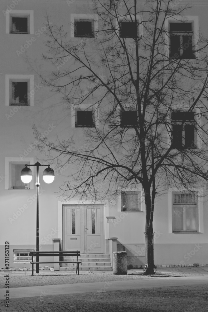 retreat with the house and the bench on the small square in Ceske Budejovice