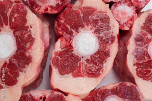 Canvastavla Raw oxtail portion, close up