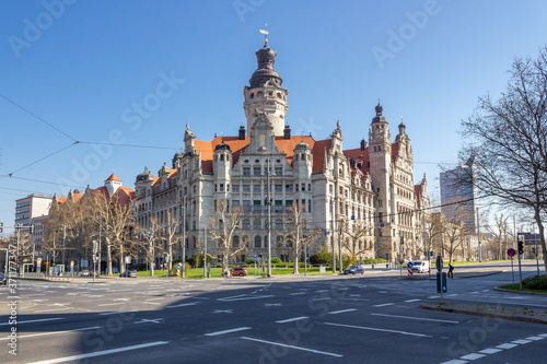 Obraz na płótnie Neues Rathaus in Leipzig im Frühling w salonie