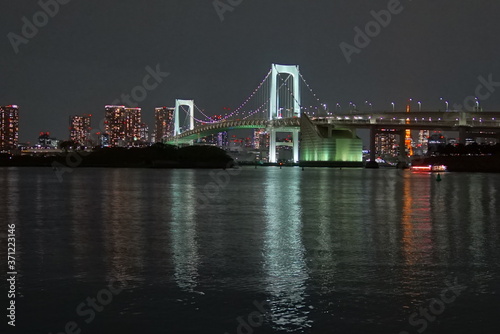 Beautiful night view of Tokyo Bay , Rainbow bridge © Hirotsugu