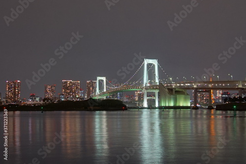 Beautiful night view of Tokyo Bay   Rainbow bridge