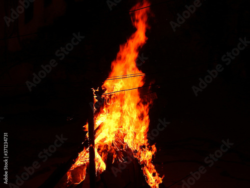 holi ka dahan fire flame camp fire
