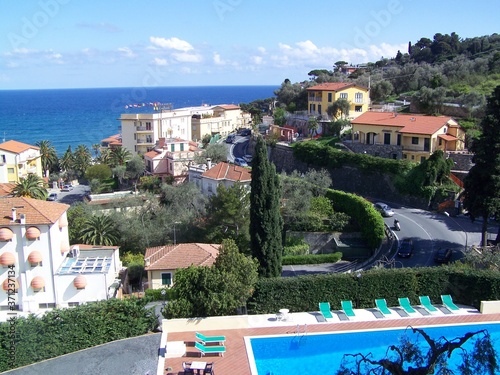 Blick auf Diano Marina und das Mittelmeer, Italien photo