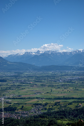 Fototapeta Naklejka Na Ścianę i Meble -  Appenzellerland in der Schweiz 1.6.2020