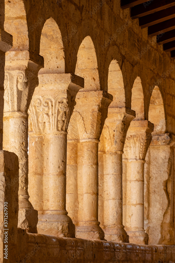 galería porticada, iglesia de santa Cristina, románica s.XII, Barca, Soria,  comunidad autónoma de Castilla y León, Spain, Europe
