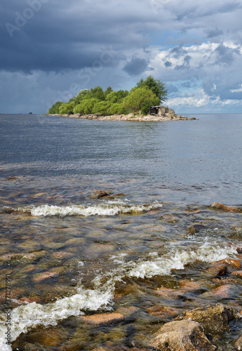 Obraz na płótnie Beautiful seascape and water waves. w salonie