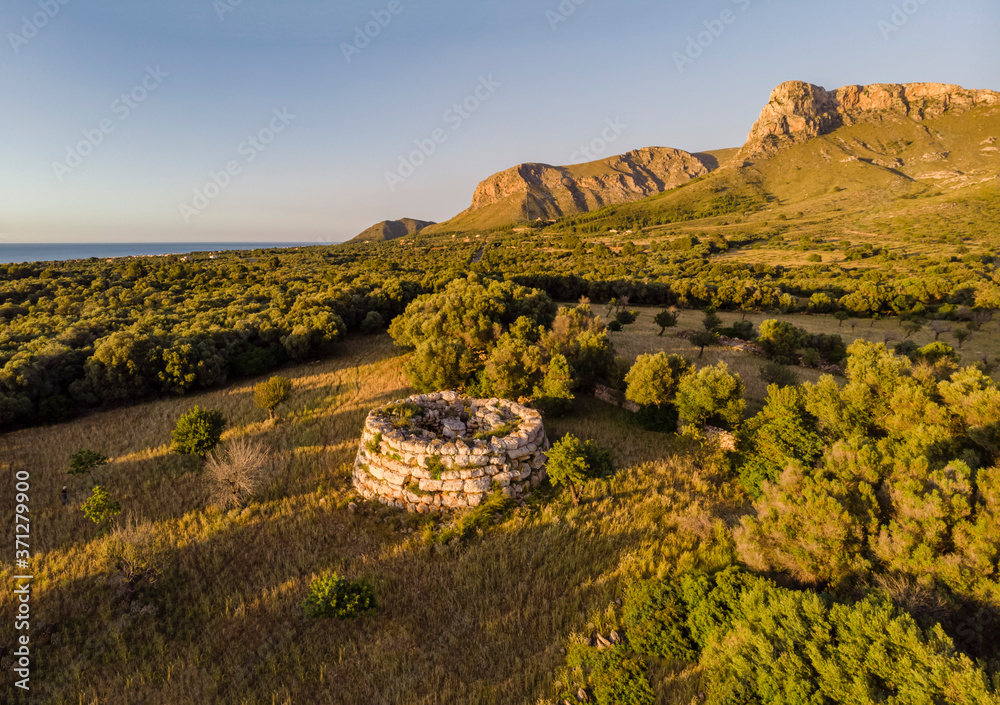 Naklejka premium Sa Clova des Xot talayot, circular talayot, around 1000 and 800 BC., Sa Canova site, Arta, Mallorca, Balearic Islands, Spain