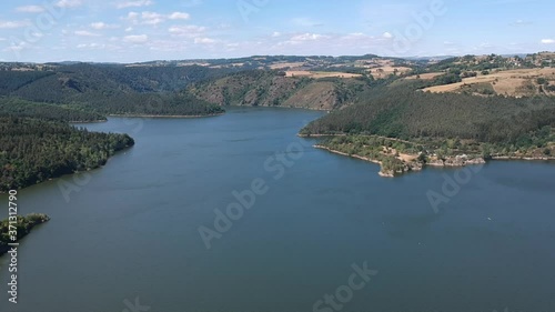Fridefont (Cantal, France) - Vue aérienne depuis le belvédère sur le cirque de Mallet