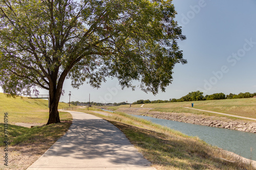 Trinity River trail in River Oaks, TX