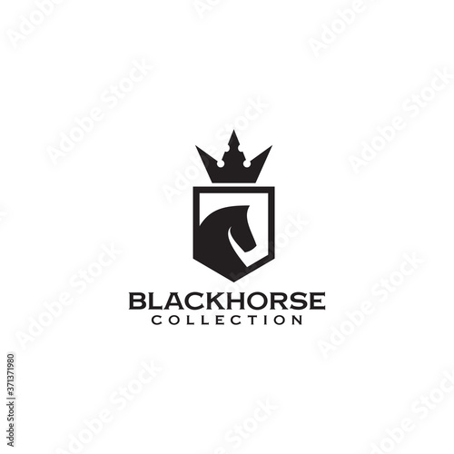 Horse king logo design with crown template