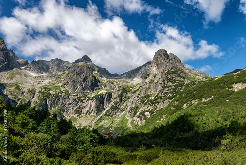 Fototapeta Naklejka Na Ścianę i Meble -  Beautiful mountains landscape during summer