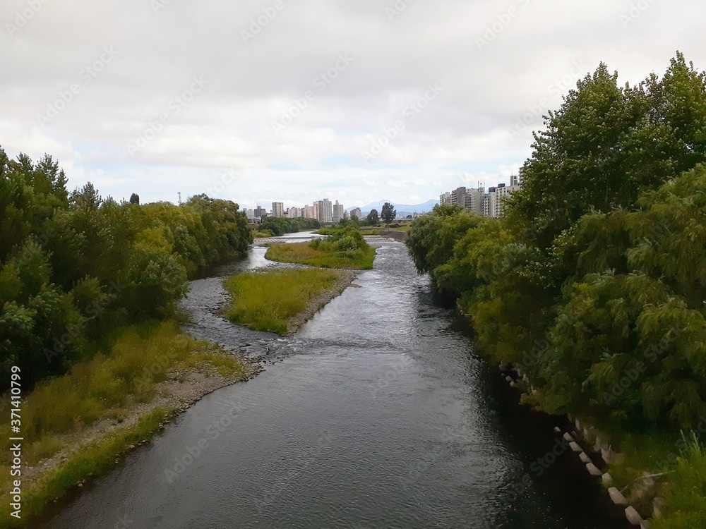 おだやかな水流
