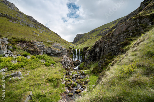 Foto Cheviot Hills in north east England. The 3 sisters waterfall