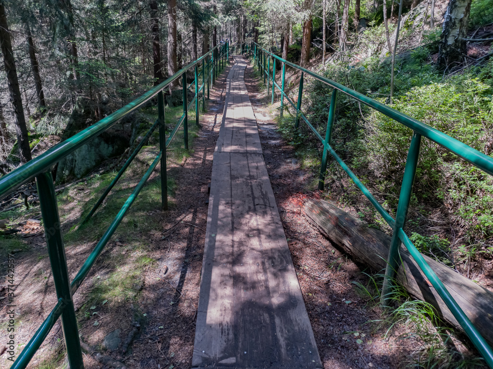 Fototapeta premium Tourist trail in Szczeliniec Wielki - Table Mountains