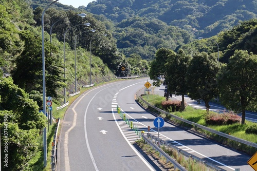 日本の高速道路の合流地点