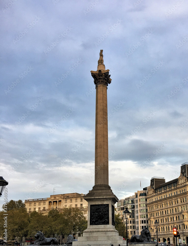 Nelsons Column in London