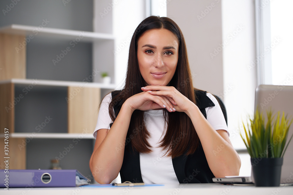 business woman working on pc close up in the office business woman working on pc close up in the office