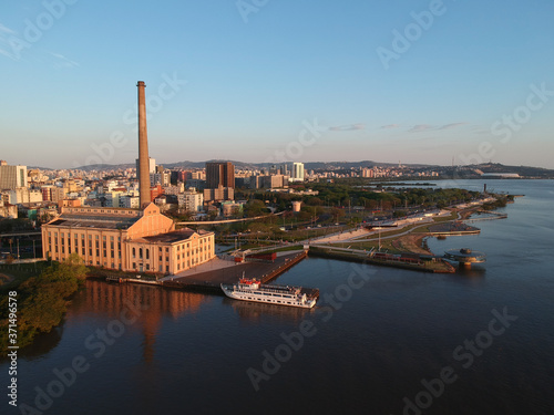 фотографія Gasometer edge in porto alegre