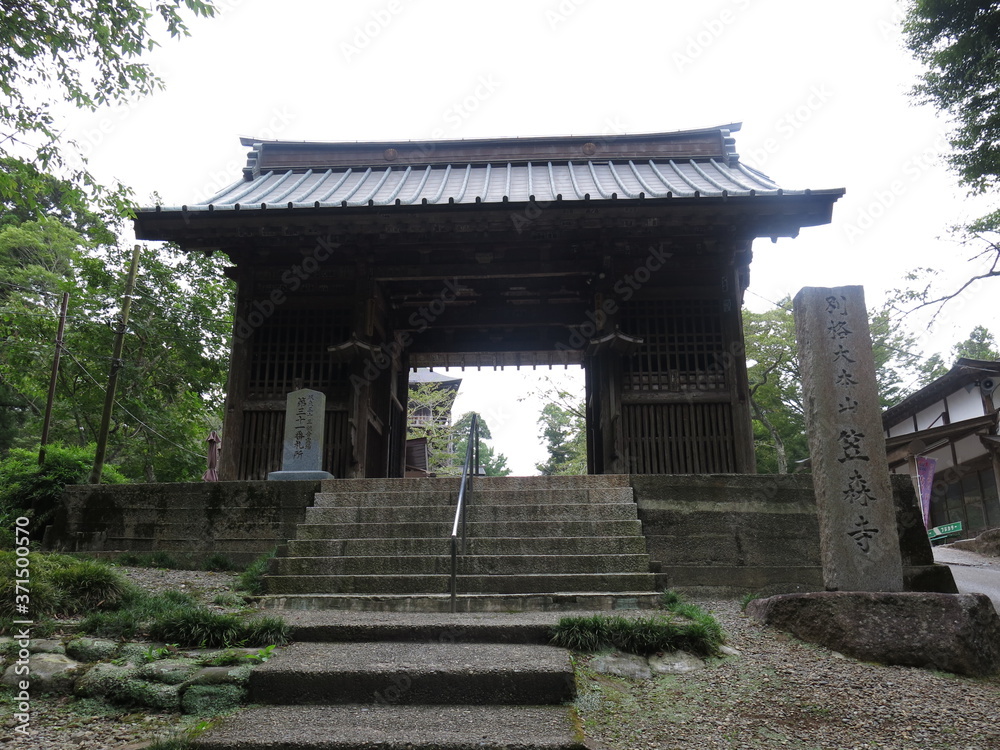 笠森観音（笠森寺）の二天門