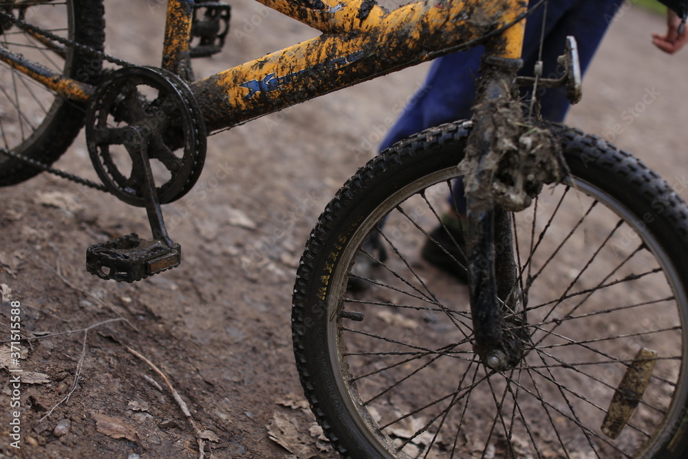 My little brothers dirty mtb after a woodland ride. My little brothers dirty mtb after a woodland ride.