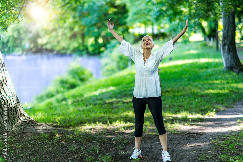 Mindful walking, feeling free