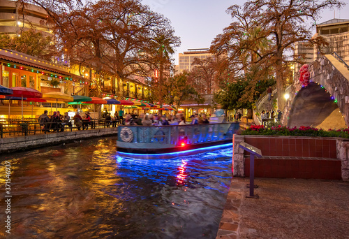 Canvas Print San Antonio Riverwalk at holiday time