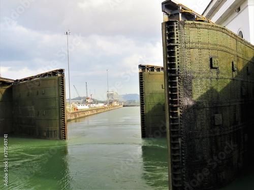 Closing the locks in the Panama Canal