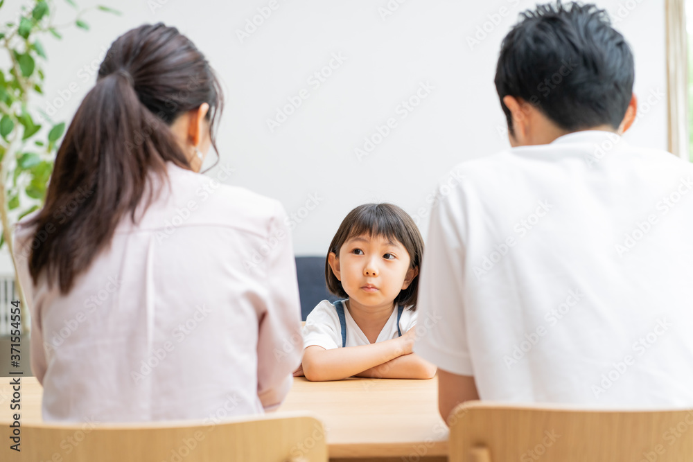 なかよし親子 団らん ポートレート なかよし親子 団らん ポートレート