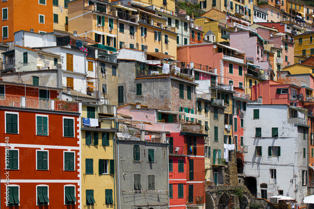 colorful houses in Riomaggiore Cinque Terre