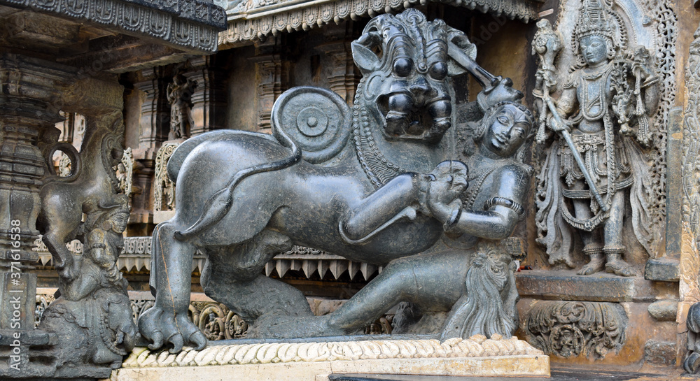Obraz premium HOYSALA STATUE