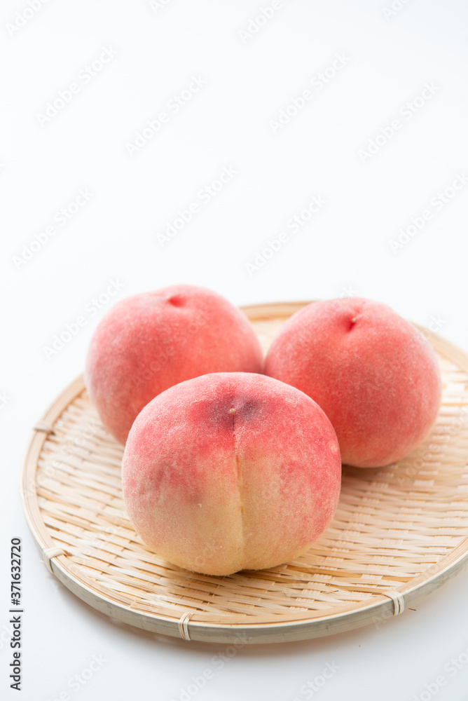 新鮮な桃
新鮮な桃
