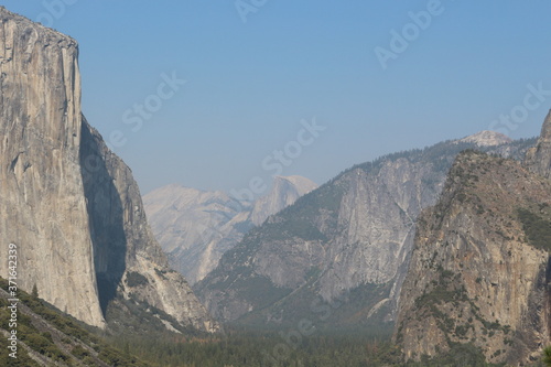 Views of Yosemite National Park, california © Jericho