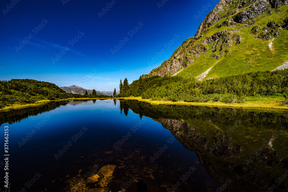 Fototapeta premium Relaxing hike in the natural habitat of Paternen