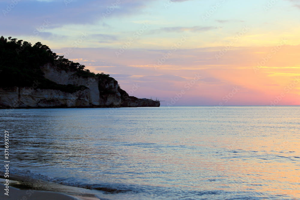Peschici : trabucco al tramonto