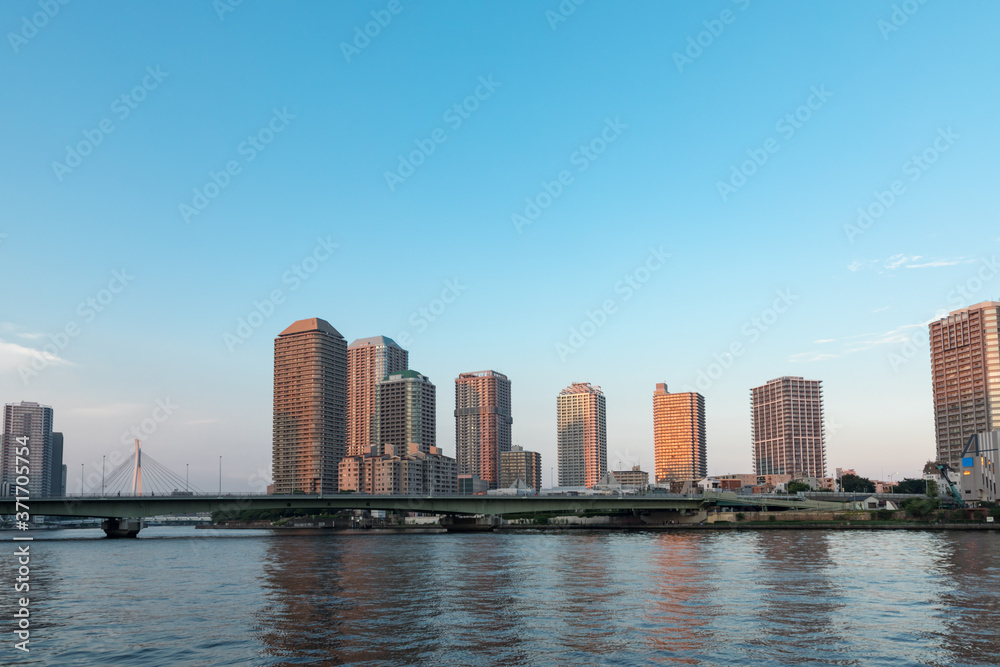 Naklejka premium (東京都ｰ都市風景)ウォーターフロントの夕景９