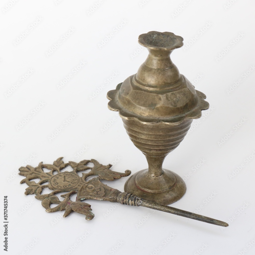 Traditional Brass Mascara Vintage Eyeliner
