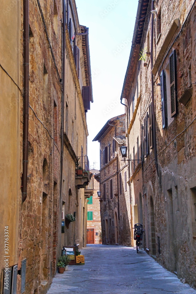 Narrow streets in Pienza town in Tuscany, Italy.