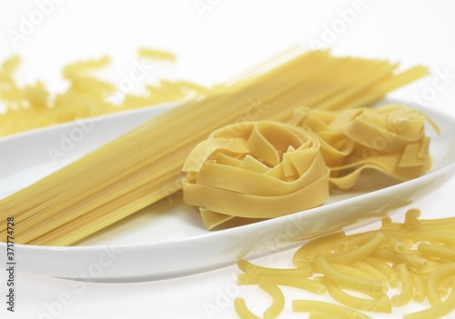 Different Varieties of Pasta : Spaghettis, Tagliatelles, Macaronis