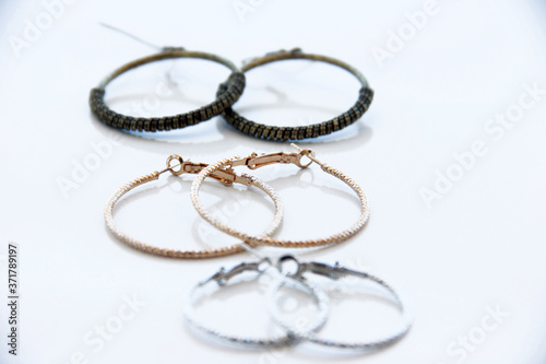 stylish and stylish decorative women jewelry