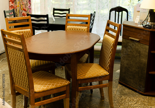 table and chairs