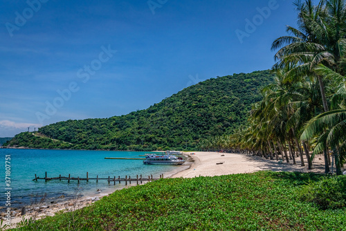 Wallpaper Mural Ong beach, Cu Lao Cham island near Da Nang and Hoi An, Vietnam Torontodigital.ca