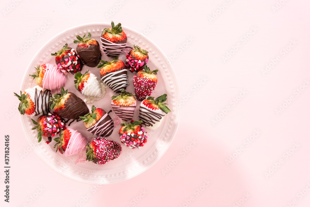 Chocolate dipped strawberries Chocolate dipped strawberries